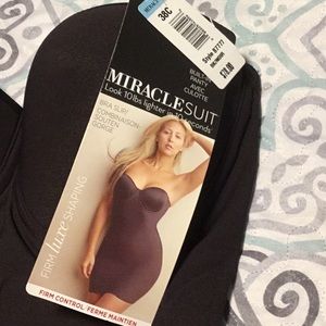 Miraclesuit Bra/slip with panty 38C Black NEW